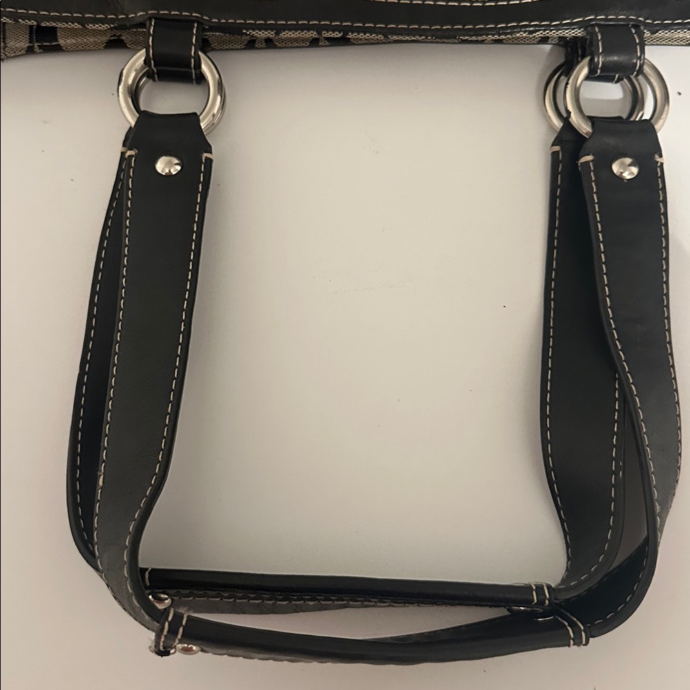 Coach Black and Cream Signature Tote and Wallet Set - Picture 14 of 16